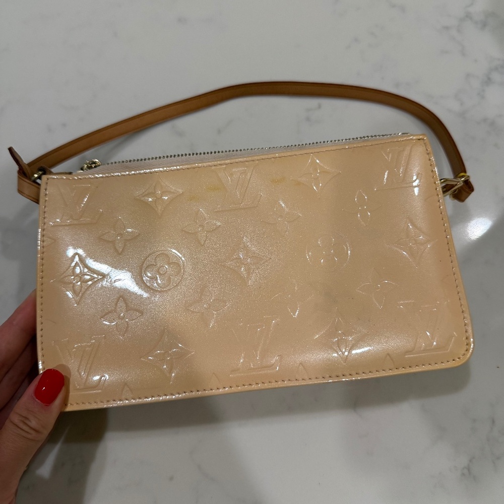 Louis Vuitton Paris Vernis Lexington Pouchette- Made in France- Handbag